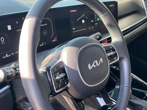 Red 2024 Kia Sorento SX