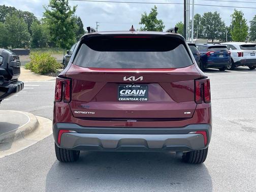 Red 2024 Kia Sorento SX