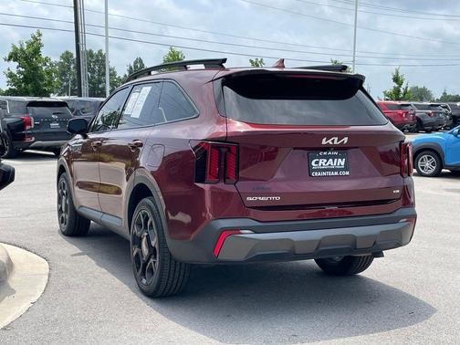 Red 2024 Kia Sorento SX