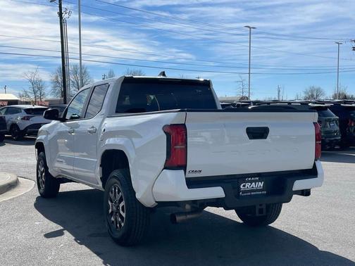 2024 Toyota Tacoma SR5