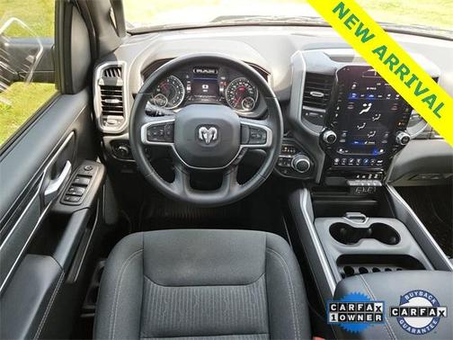 Photo 5 of 20 of 2021 RAM 1500 Big Horn