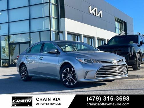Celestial Silver Metallic 2018 Toyota Avalon XLE Premium