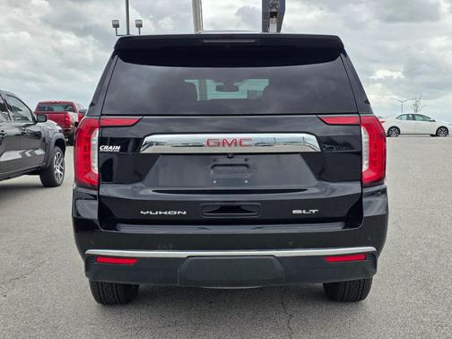 Onyx Black 2022 GMC Yukon SLT