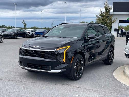 Black 2027 Kia Sportage Hybrid SX-Prestige