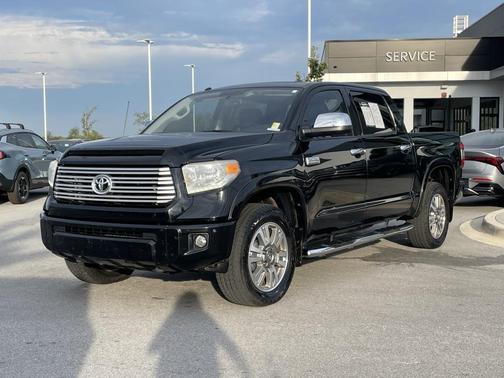 2017 Toyota Tundra Platinum