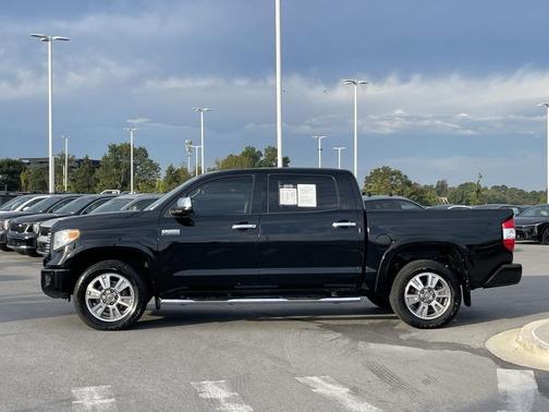 2017 Toyota Tundra Platinum