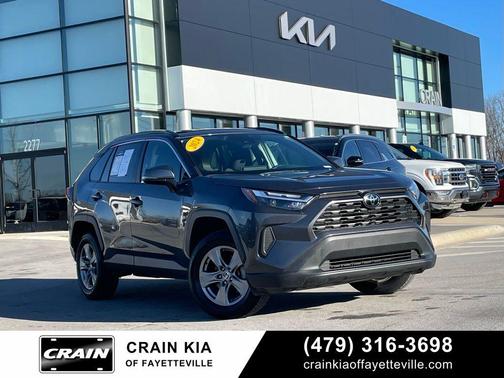 2024 Toyota RAV4 XLE