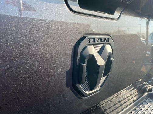 2021 RAM 3500 Limited Crew Cab 4x4 6'4' Box