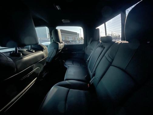 2021 RAM 3500 Limited Crew Cab 4x4 6'4' Box