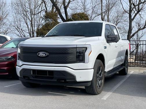 2025 Ford F-150 Lightning Pro