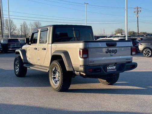 Billet Silver Metallic Clearcoat 2020 Jeep Gladiator Sport S