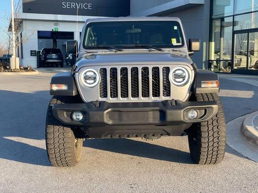 Billet Silver Metallic Clearcoat 2020 Jeep Gladiator Sport S