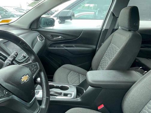 Midnight Blue Metallic 2020 Chevrolet Equinox 1LT