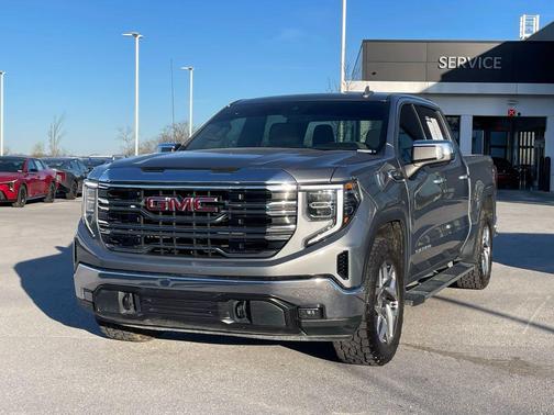 Sterling Metallic 2023 GMC Sierra 1500 SLT
