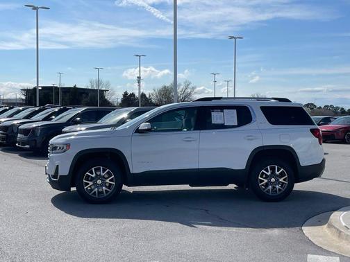 2022 GMC Acadia FWD SLT