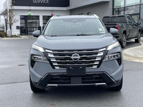 2024 Nissan Rogue Platinum