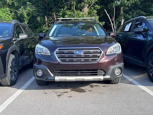 Pearl 2017 Subaru Outback 2.5i Touring