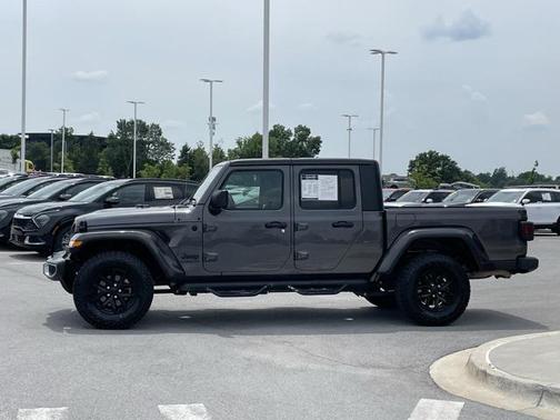 2021 Jeep Gladiator Sport S