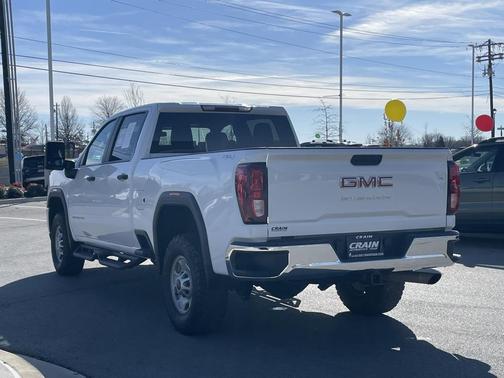 2023 GMC Sierra 2500 Pro