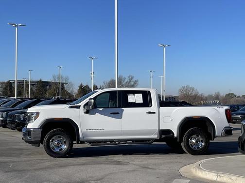 2023 GMC Sierra 2500 Pro