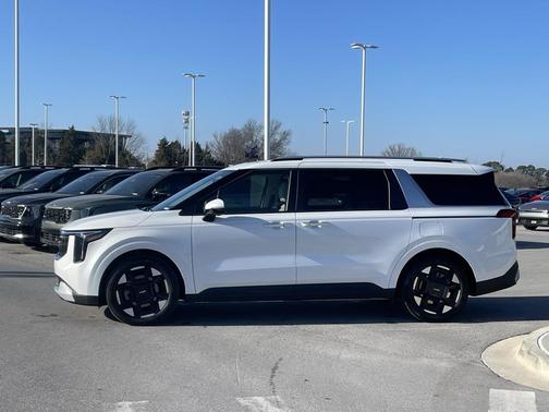 2026 Kia Carnival EX