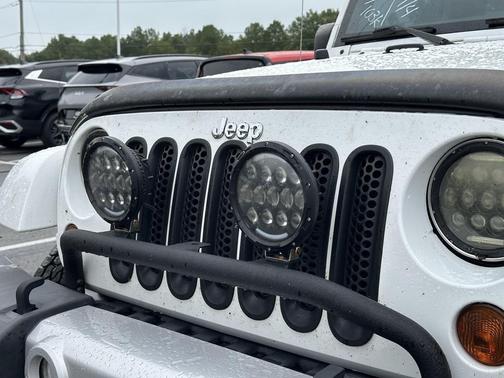 2013 Jeep Wrangler Sahara