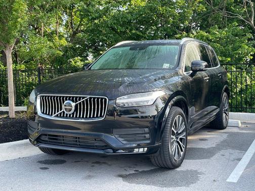 Onyx Black Metallic 2020 Volvo XC90 T5 Momentum