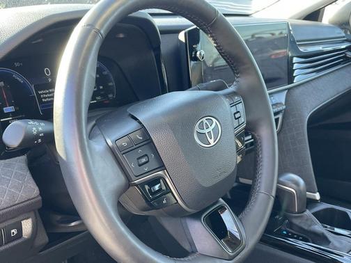 2025 Toyota Camry XLE