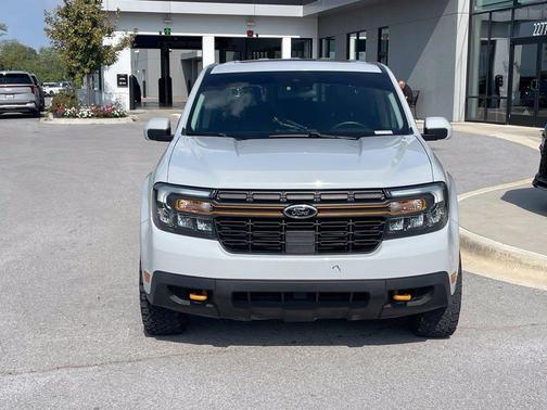 Avalanche 2023 Ford Maverick Lariat