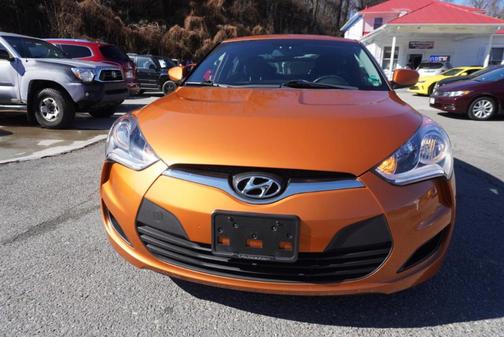 2016 Hyundai Veloster Base