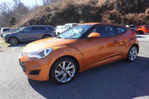 2016 Hyundai Veloster Base