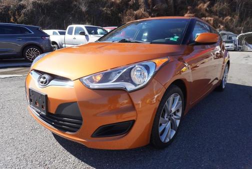 2016 Hyundai Veloster Base
