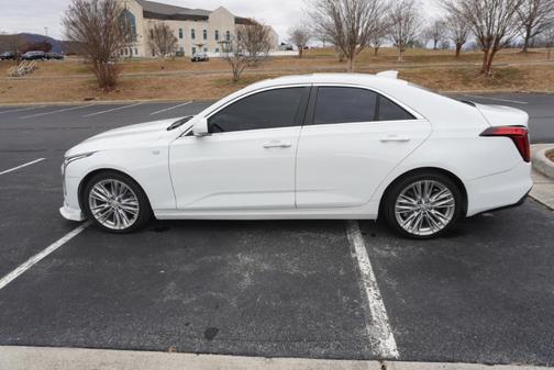 2023 Cadillac CT4 Premium Luxury