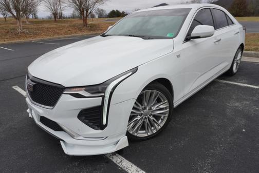 2023 Cadillac CT4 Premium Luxury