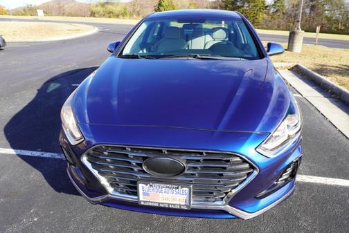 2018 Hyundai SONATA SE