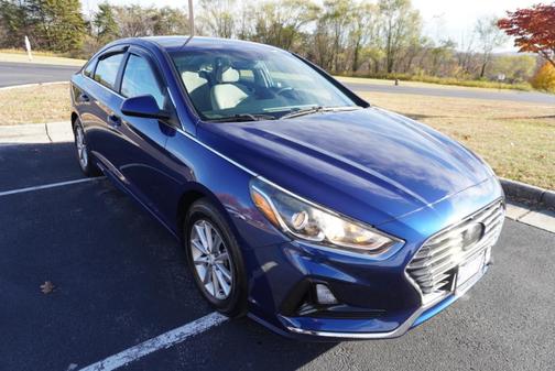 2018 Hyundai SONATA SE
