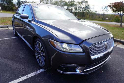 2017 Lincoln Continental Select