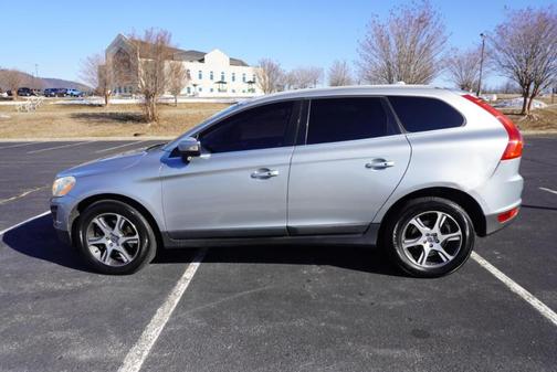 2011 Volvo XC60 T6
