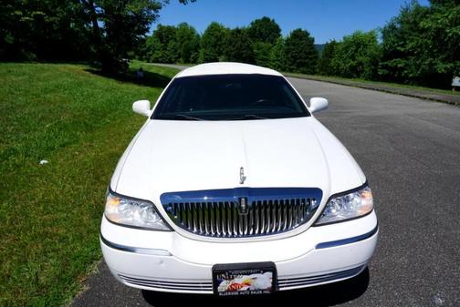 2007 Lincoln Town Car Executive