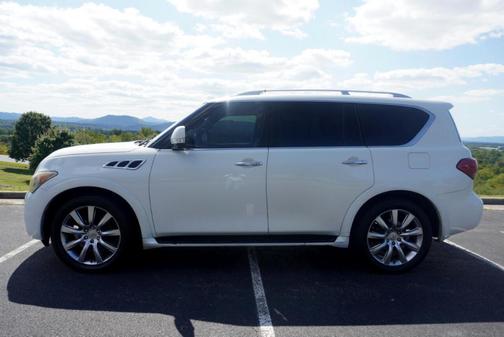 2011 INFINITI QX56 Base