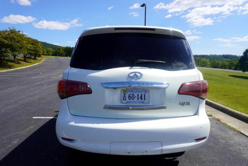2011 INFINITI QX56 Base