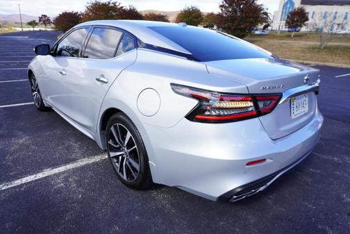 2022 Nissan Maxima SV