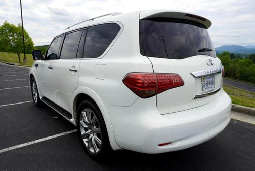 2011 INFINITI QX56 Base