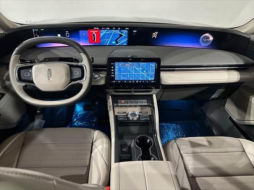 2025 Lincoln Nautilus Reserve