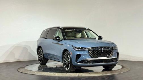 Whisper Blue Metallic Clearcoat 2026 Lincoln Nautilus Black Label