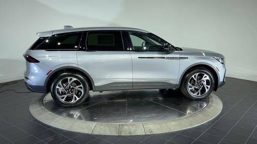 2024 Lincoln Nautilus Premiere