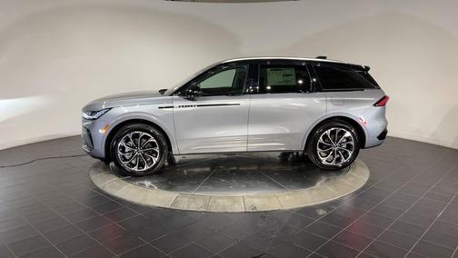 2024 Lincoln Nautilus Reserve