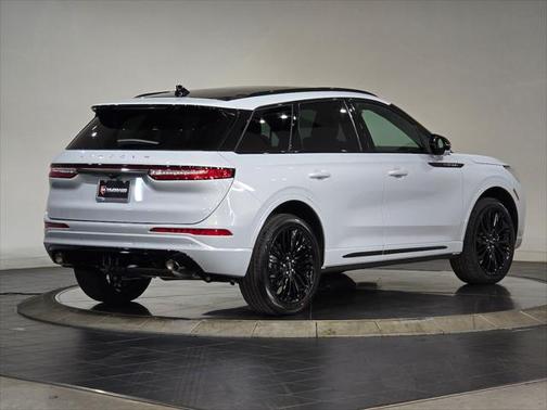 2025 Lincoln Corsair Reserve