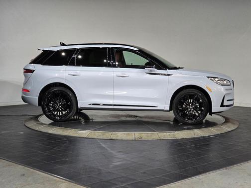 2025 Lincoln Corsair Reserve