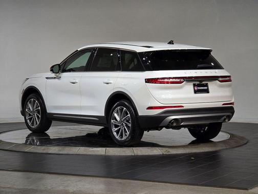 2025 Lincoln Corsair Premiere